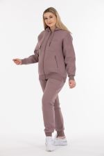 THREE YARN  TRACKSUIT