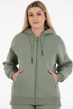 THREE YARN  TRACKSUIT
