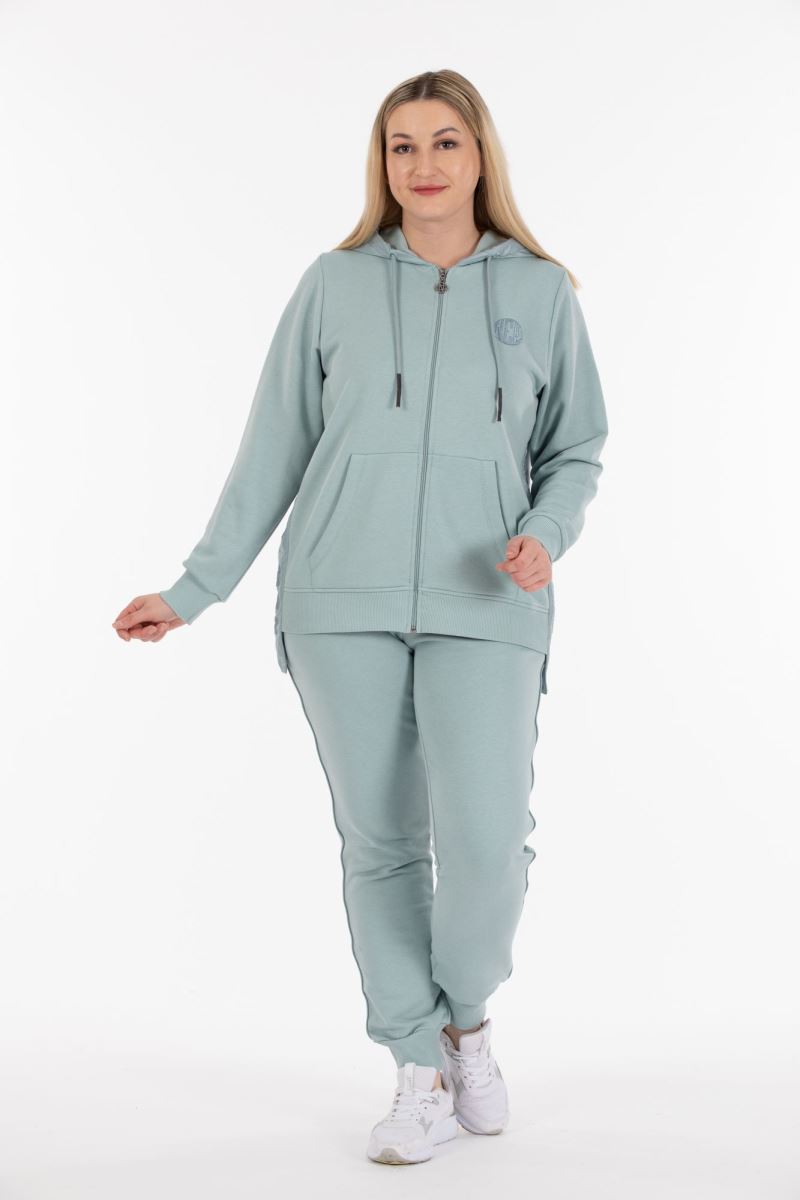 Three Yarn  Tracksuit 0