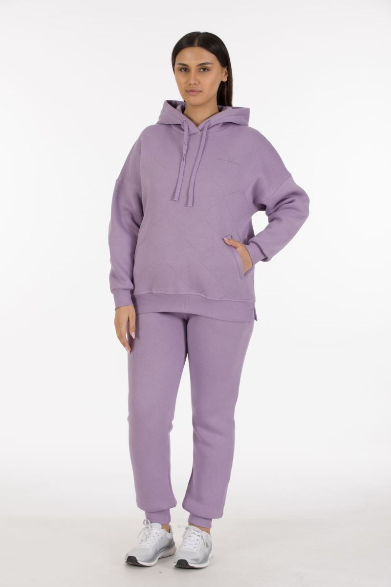THREE YARN  TRACKSUIT