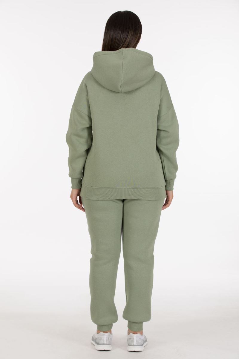 THREE YARN  TRACKSUIT