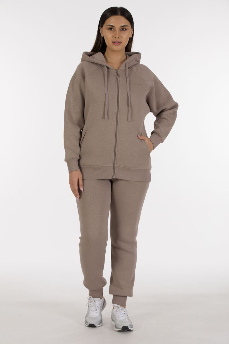 Three Yarn  Tracksuit 0