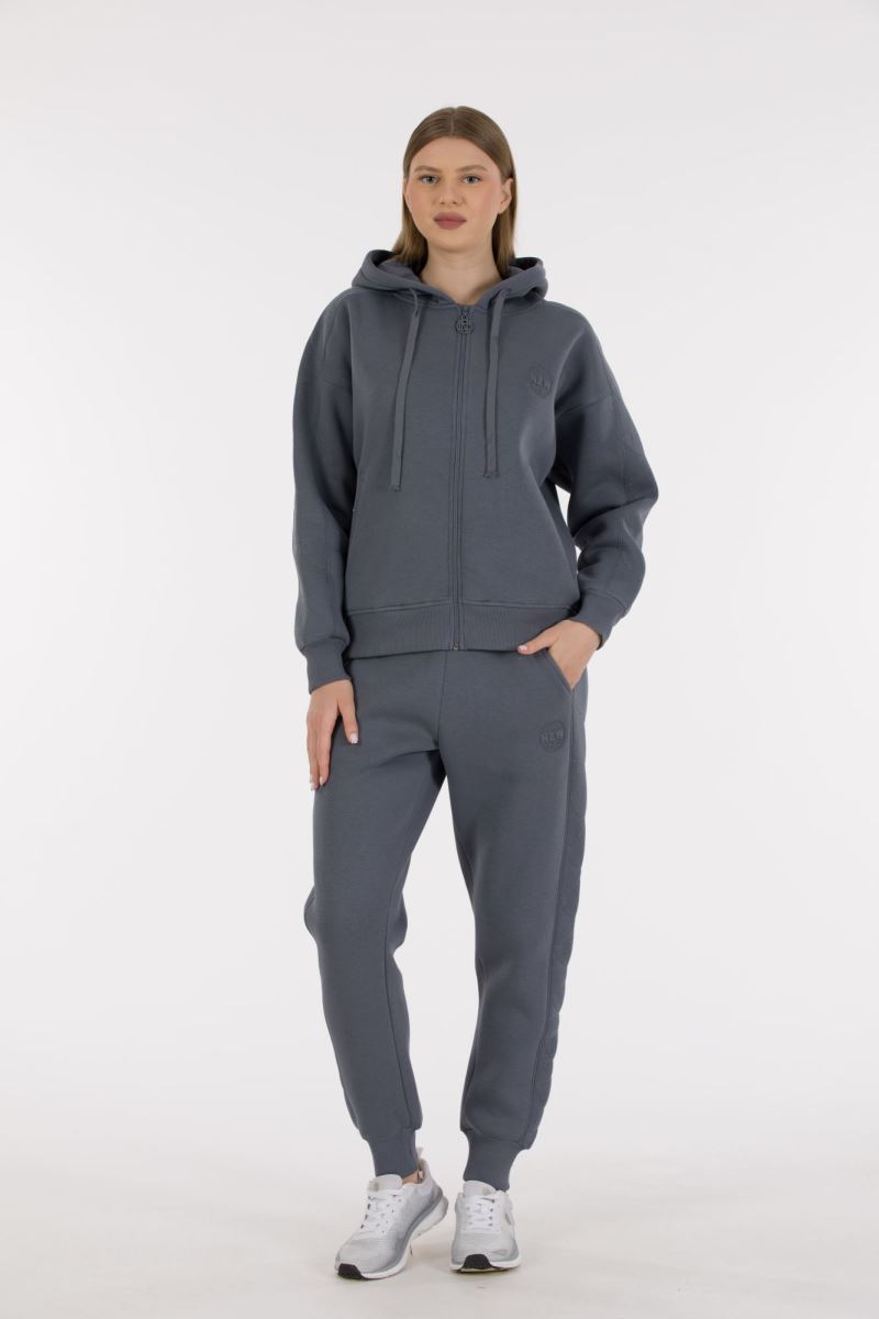 Üç İplik Eşofman Takımı 0