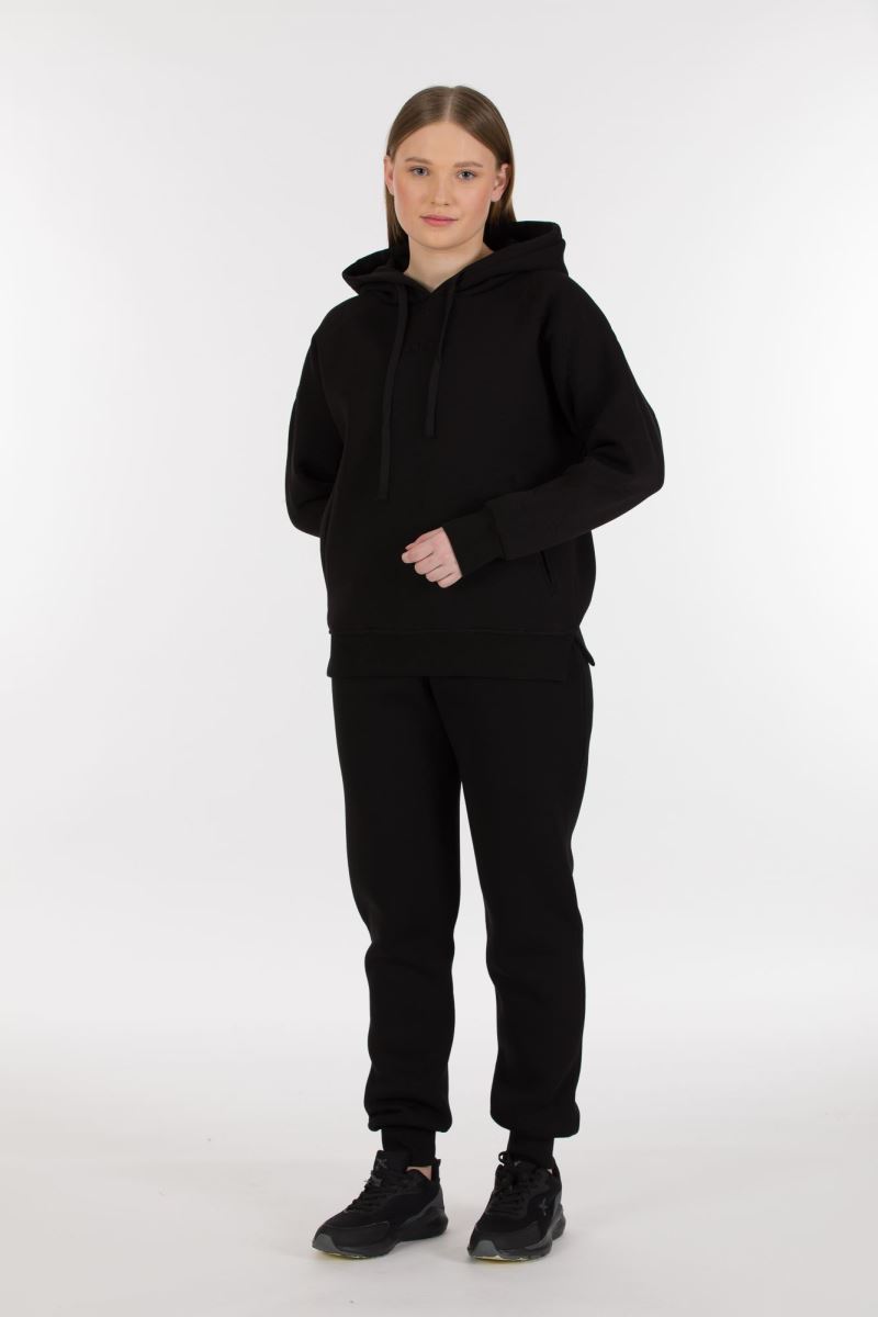 Three Yarn  Tracksuit 0