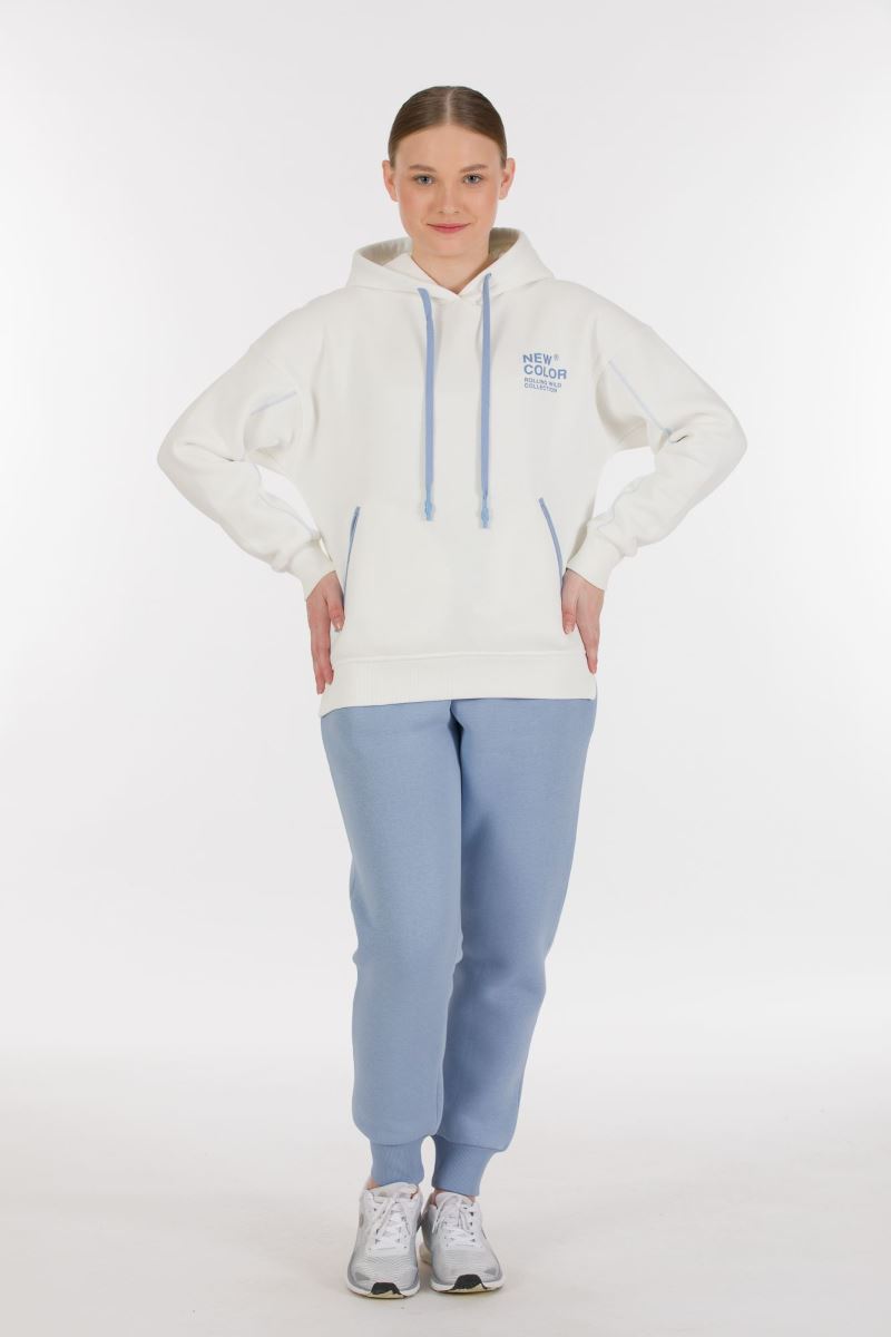 THREE YARN  TRACKSUIT