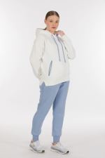 THREE YARN  TRACKSUIT