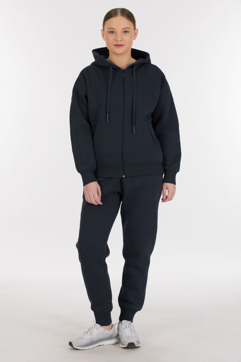 Three Yarn  Tracksuit 0