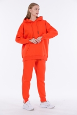 ÜÇ İPLİK EŞOFMAN TAKIMI