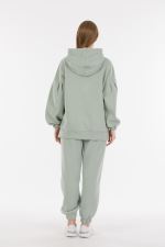 THREE YARN  TRACKSUIT