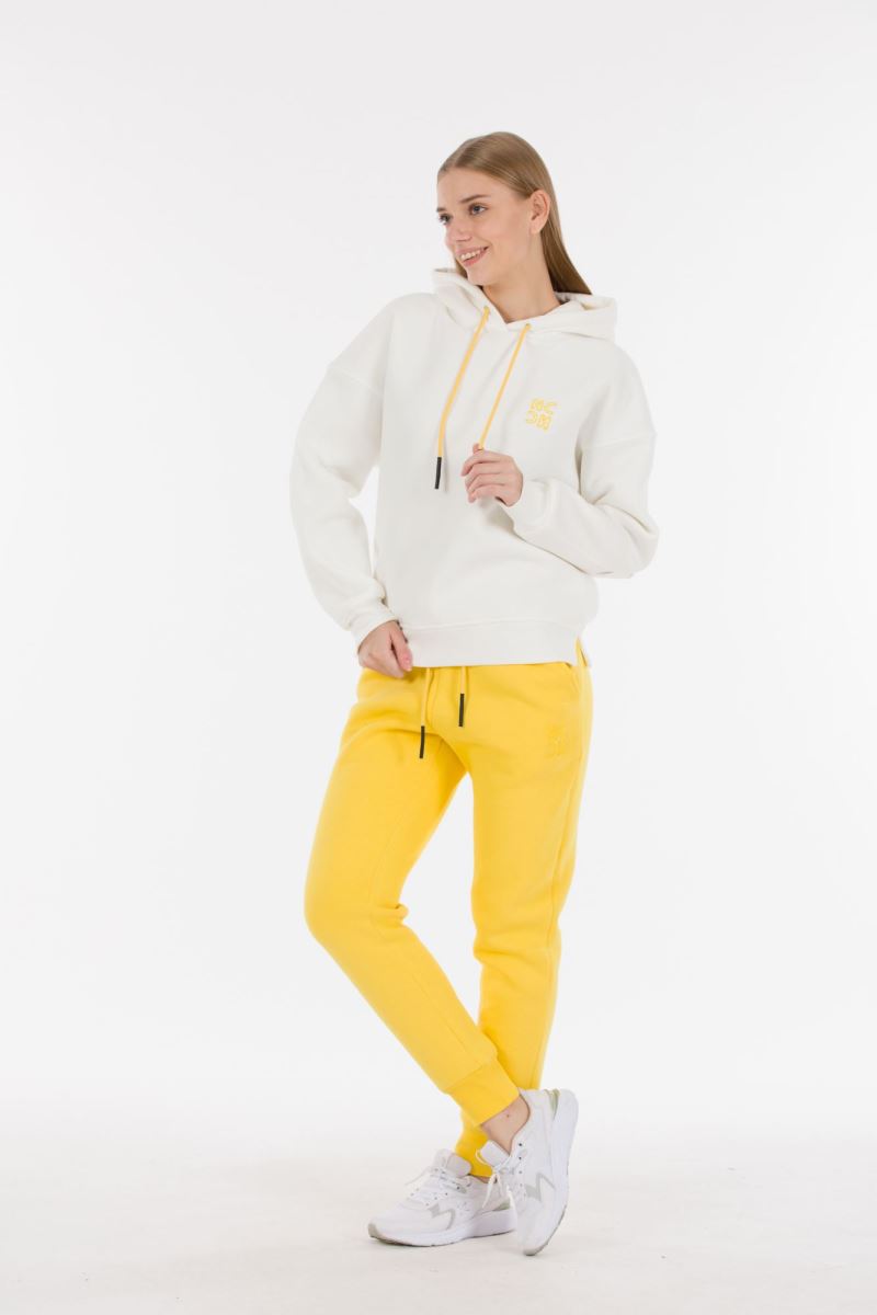 Üç İplik Eşofman Takımı 0