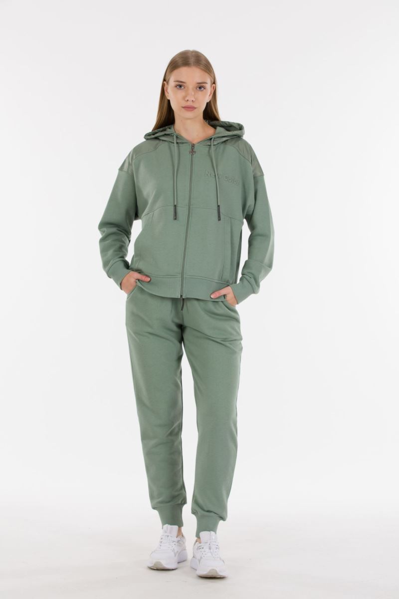 Üç İplik Eşofman Takımı 0