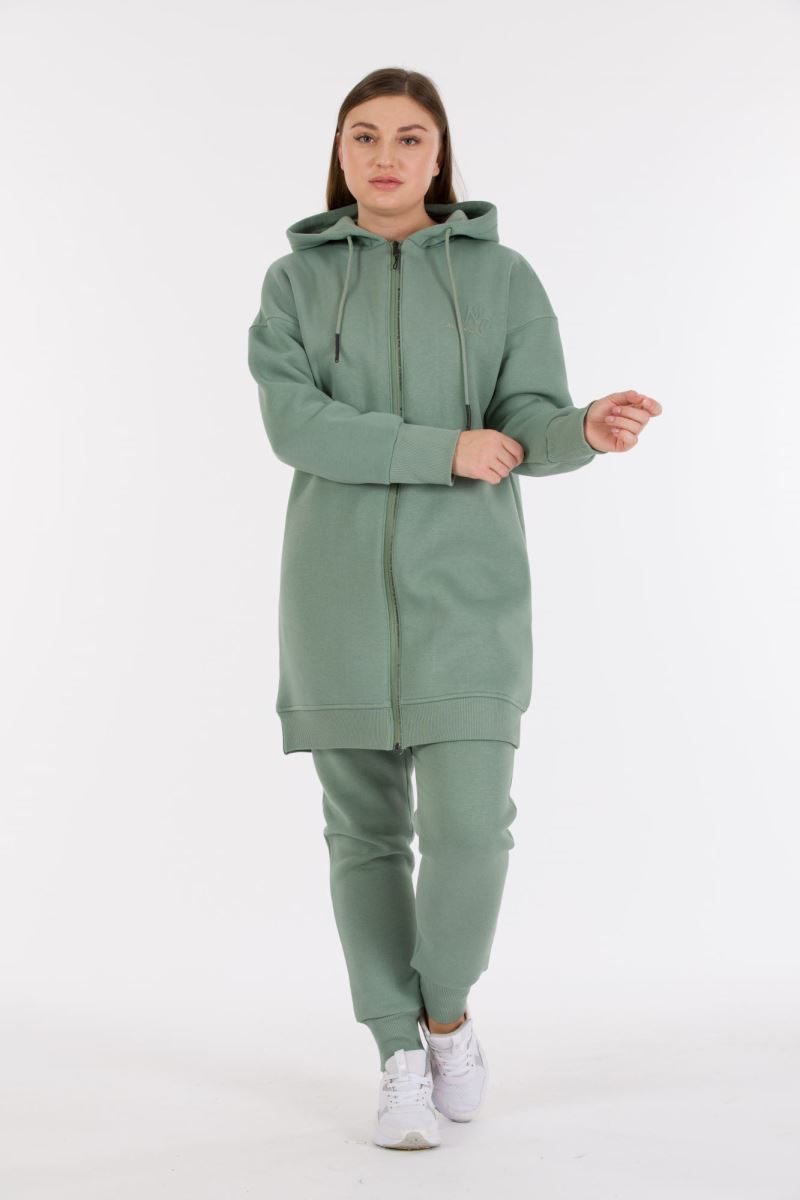 Three Yarn  Tracksuit 0