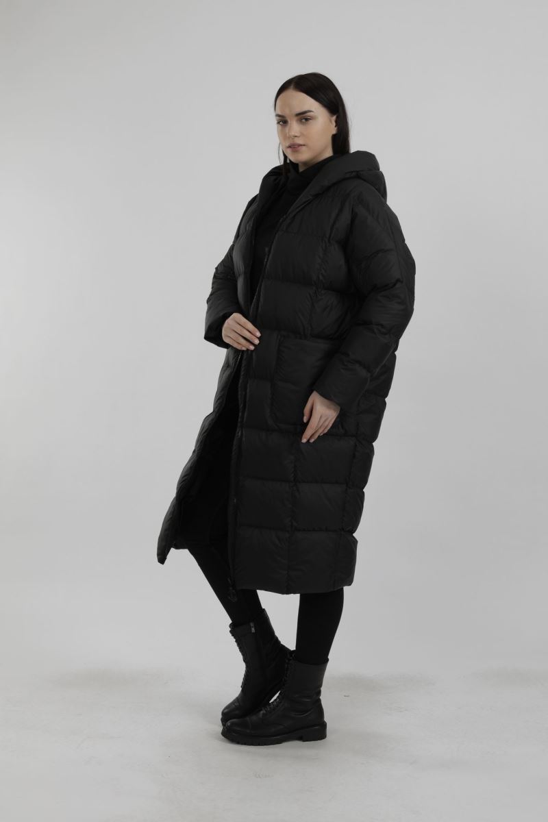 QUILTED COAT