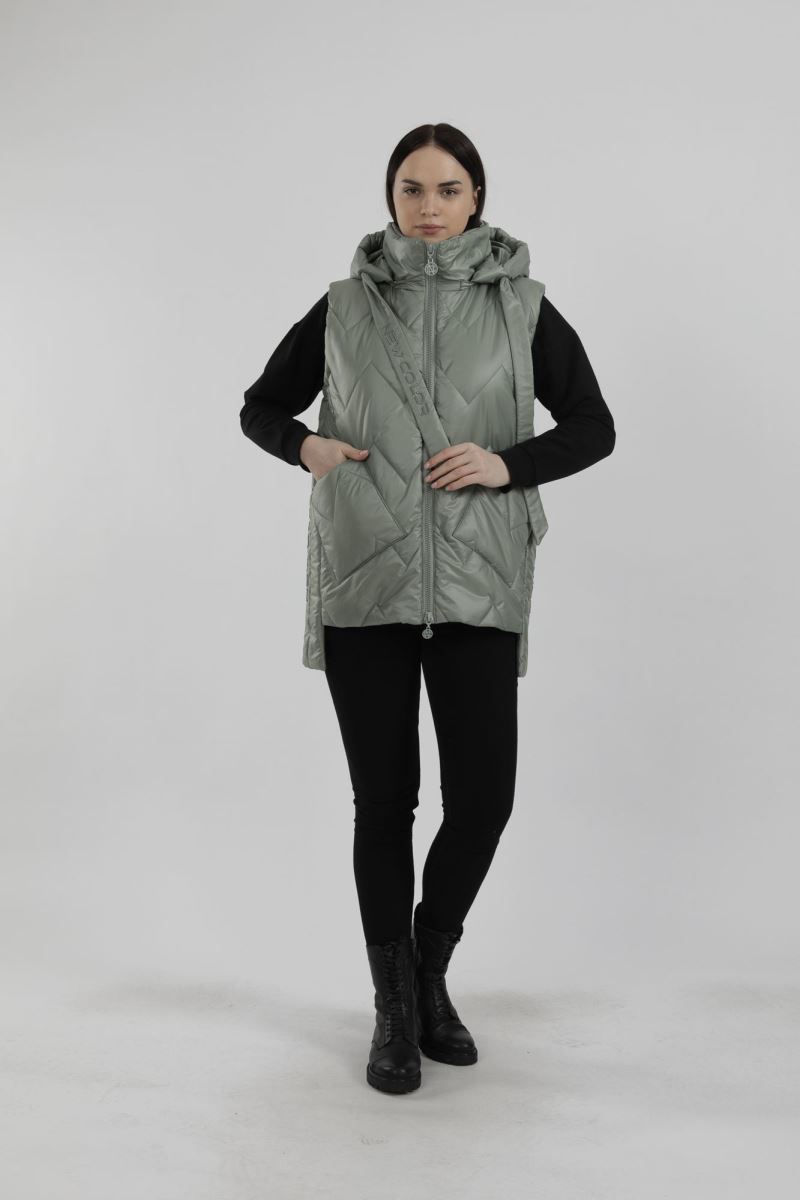 QUILTED VEST
